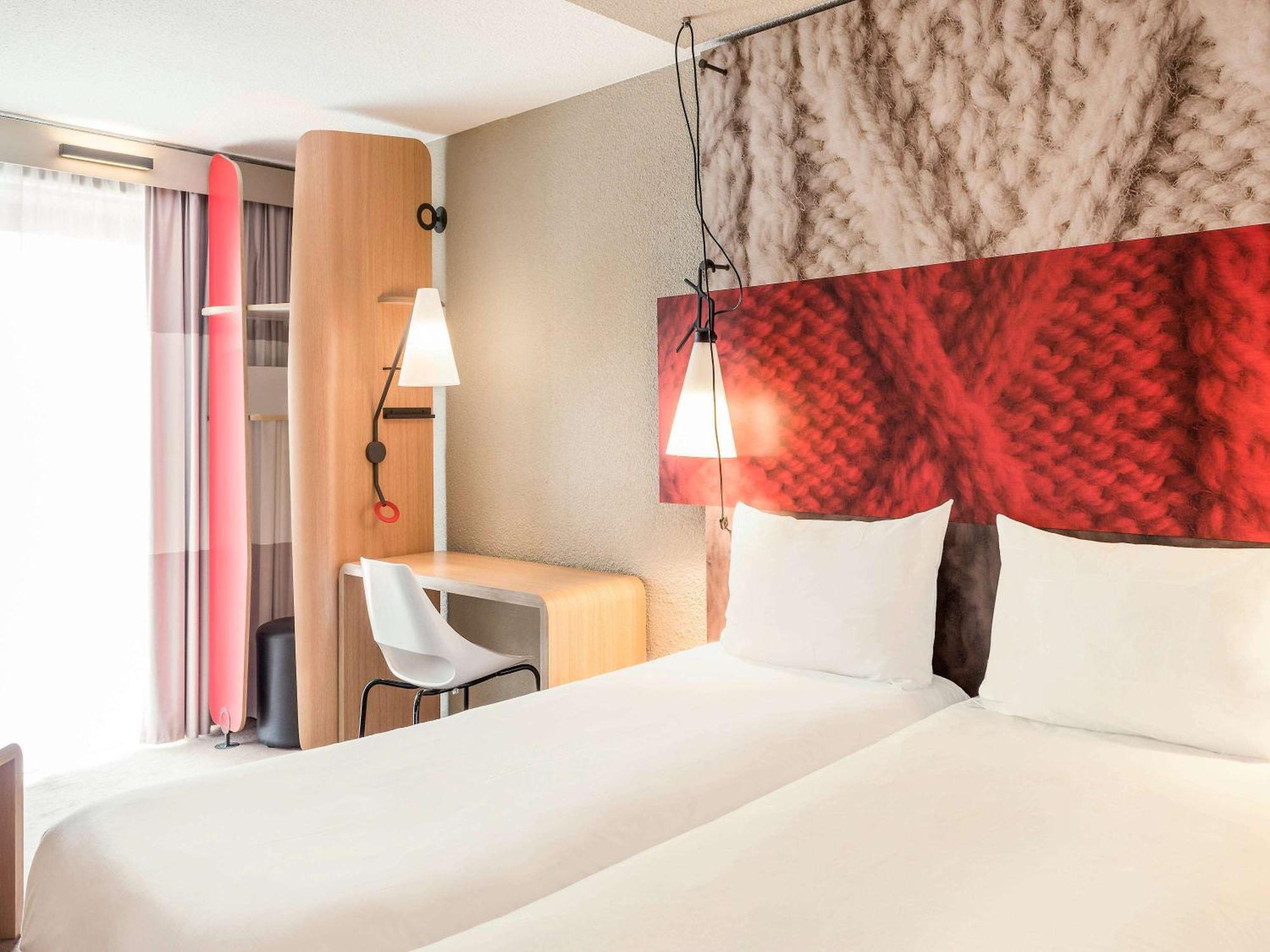 Ibis Paris Gare Montparnasse 15Eme Hotel Exterior photo